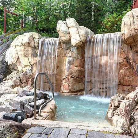 Tremblant Prestige - Les Eaux 207-2 Apartment Mont-Tremblant Bagian luar foto